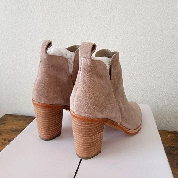 DOLCE VITA SHANON MASHROOM SUEDE BOOTIE, SIZE 6 - Picture 5 of 6